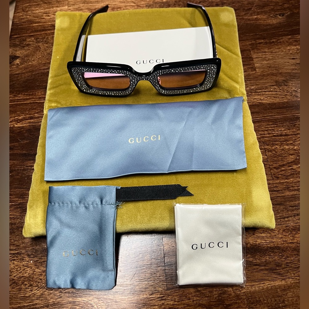 🔥🔥GUCCI🔥🔥 
49mm Special Edition Crystal
Square Sunglasses - Picture 2 of 10